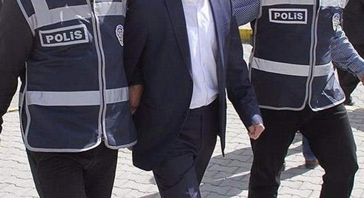 Sivas'ta Fetö Operasyonunda 13 Polis Gözaltına Alındı