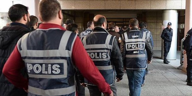 Sivas'ta ihraç edilen 3 polisin tutuklanmasıyla tutuklu sayısı 42'ye yükseldi
