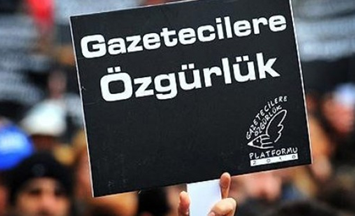 Gazeteciler sosyal medya yasasını protesto edecek 