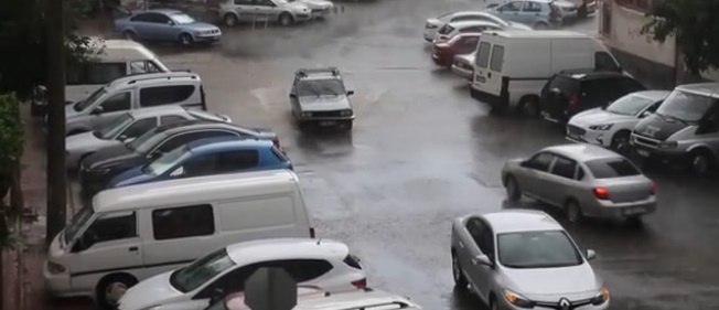 Sivas'ta sağanak yağış etkili oldu...