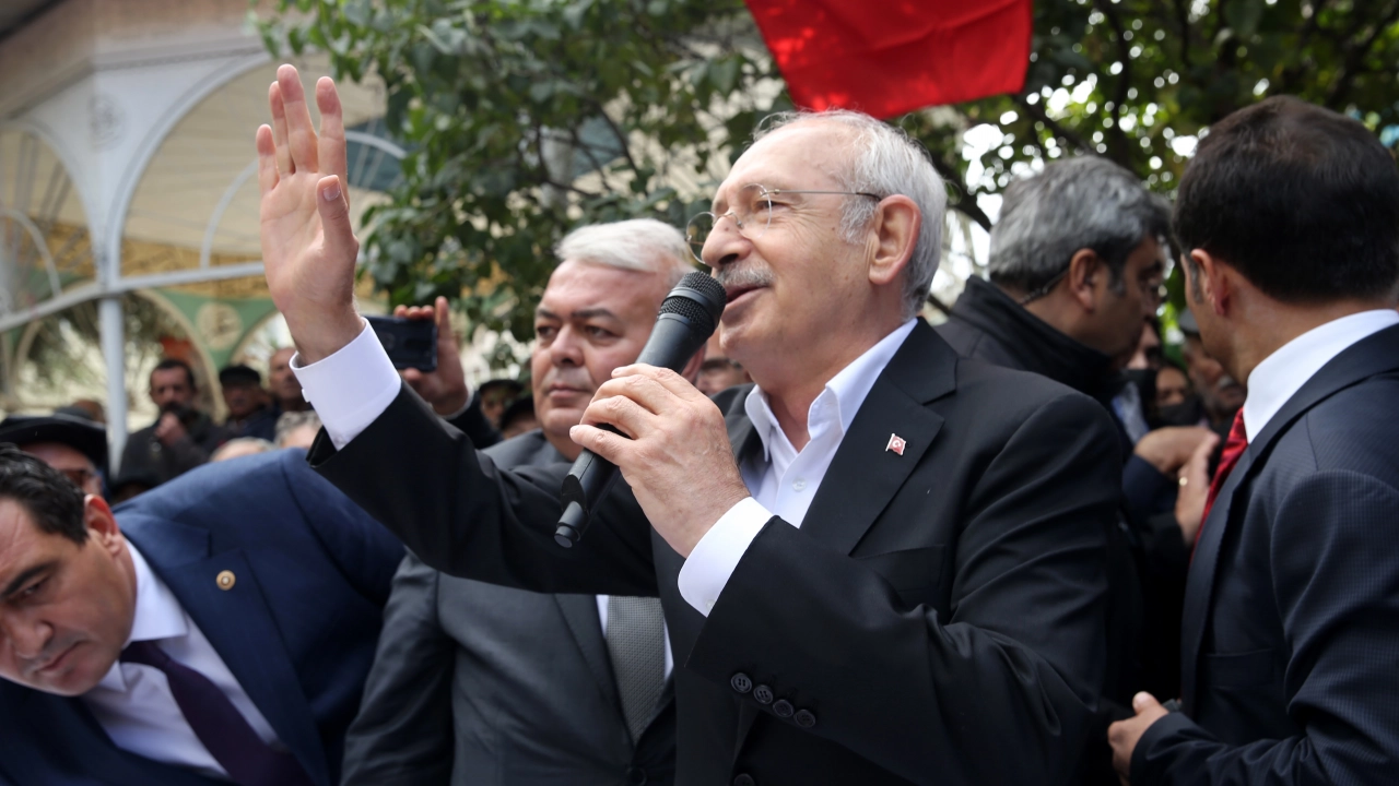 CHP Genel Başkanı Kemal Kılıçdaroğlu, Sivas'ın Zara ilçesinde yurttaşlara seslendi.