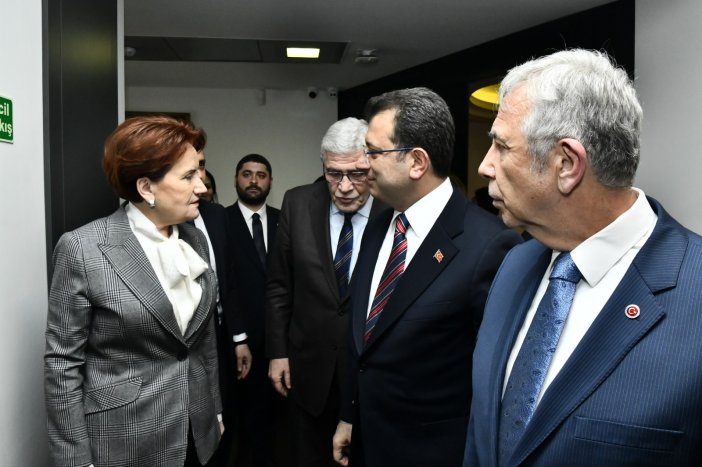 Kılıçdaroğlu'nun adaylığı kabul edildi Akşener masaya dönüyor