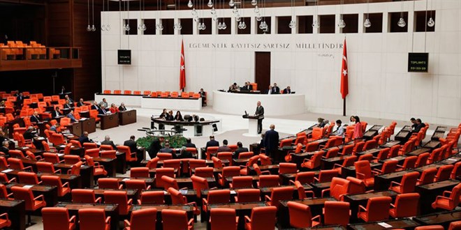 Meclis, 27 Temmuz'a kadar çalışma kararı aldı