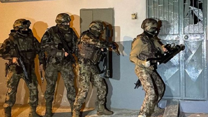 Sivas dahil 28 ilde jandarma ile terör örgütüne operasyon