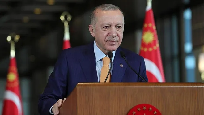 Erdoğan: Cumhuriyetimizin ikinci asrına, ilk kez gerçekleştirdiğimiz insanlı uzay göreviyle adım atıyoruz