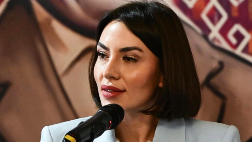 Aşık Veysel’in torunu Gül Eda Hür, CHP'nin ilk kadın Grup Sözcüsü oldu
