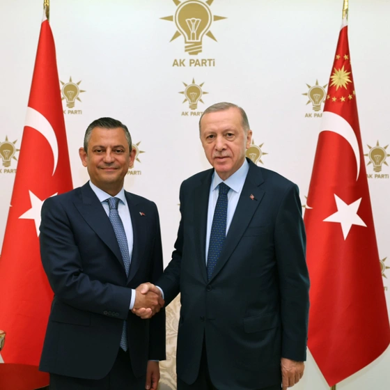CHP lideri Özgür Özel, Cumhurbaşkanı Erdoğan ile bir araya geldi