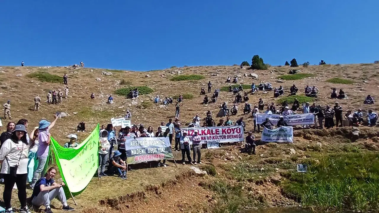 Sivas'ta yüzlerce yurttaş 'madene hayır' yürüyüşüne katıldı