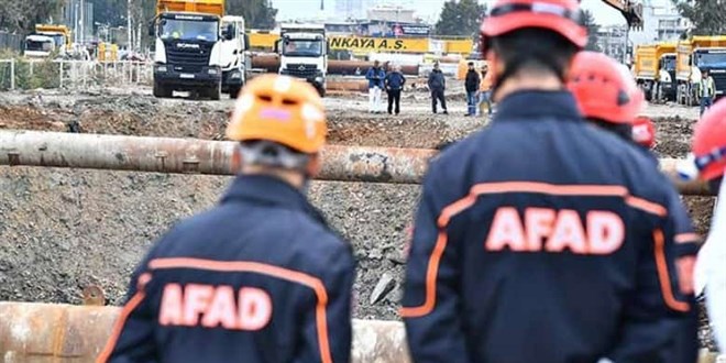 Arama kurtarma personeli kıyafet yönetmeliği değişti