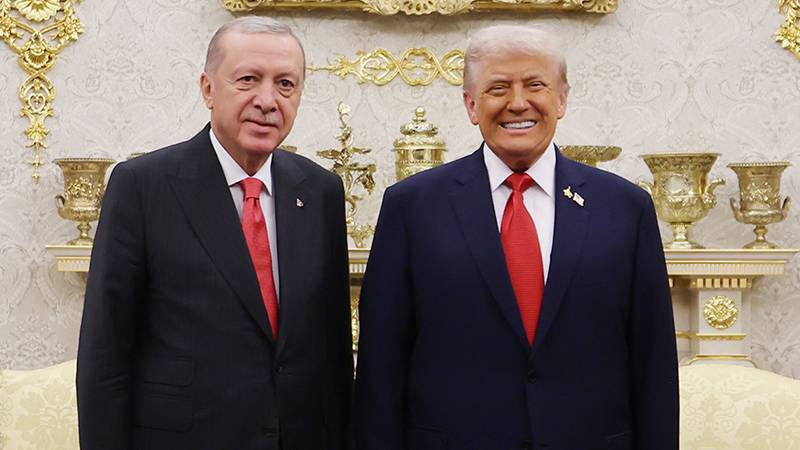 Trump'tan Erdoğan'a Barış Zirvesi'nde övgü: Hiçbir zaman bizi yüz üstü bırakmadı, Ne zaman başım sıkışsa her zaman yanımda oldu