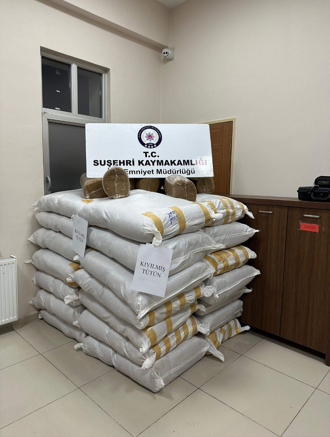 Suşehri’nde Kaçak Tütün Operasyonu