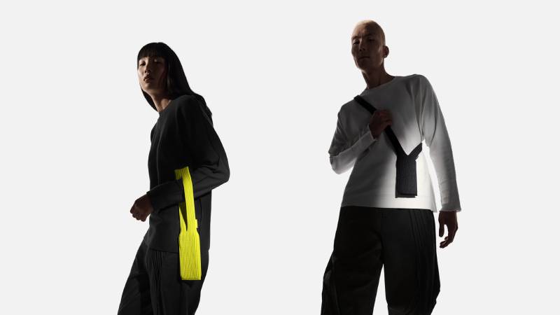 Apple'ın 230 dolarlık yeni telefon askısı saatler içinde rekor kırdı