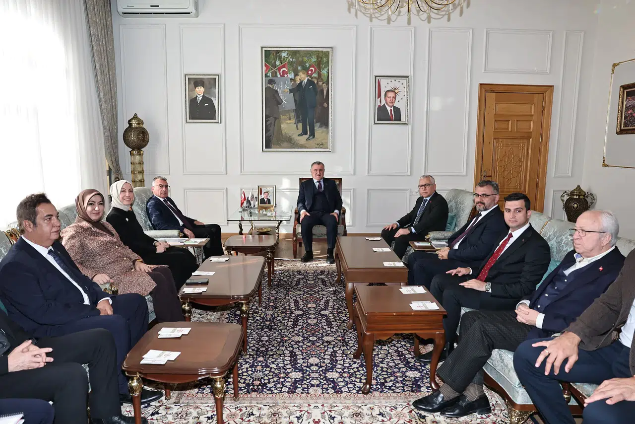 Bakan Dr. Osman Aşkın Bak, Sivas'ta