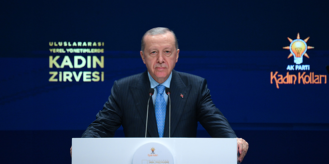 Erdoğan: El değiştiren belediyeler hızla irtifa kaybediyor