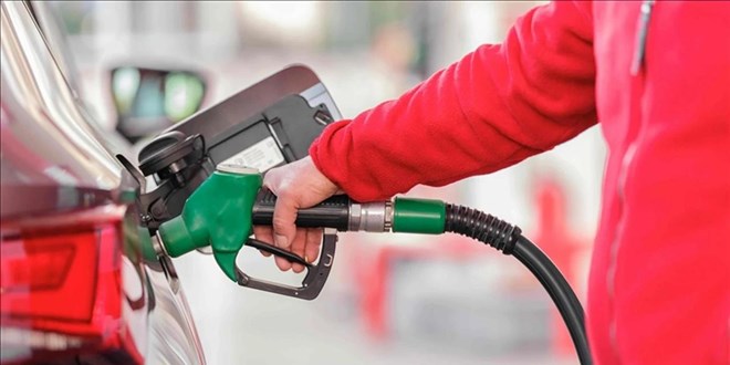 Motorinin ardından benzinde indirim yolda