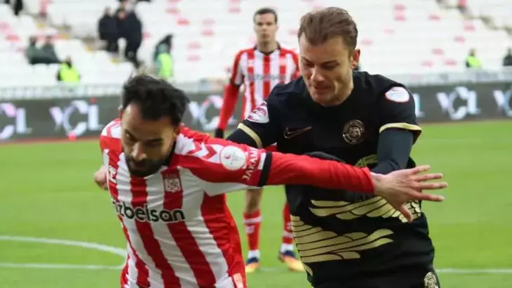 Sivas'ta birlik beraberlik... Sivasspor - Çorum FK maç sonucu 1-1