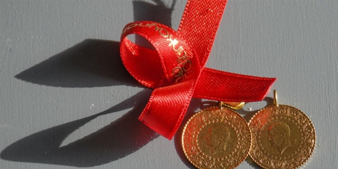 Altın düşüşe geçti!