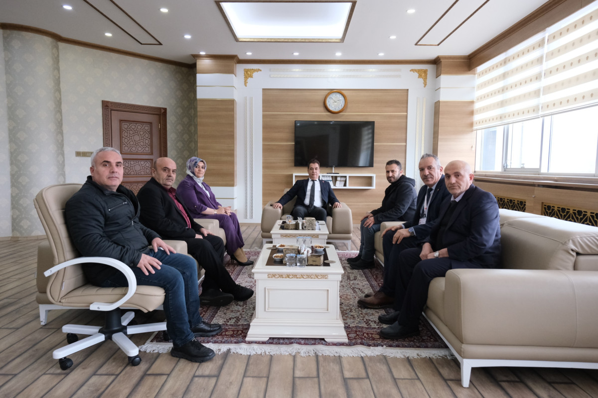 Eğitim Bir-Sen 2 No’lu şube’den Rektör Şengönül’e ziyaret