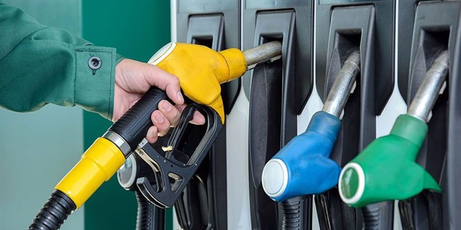 Benzine zam geliyor