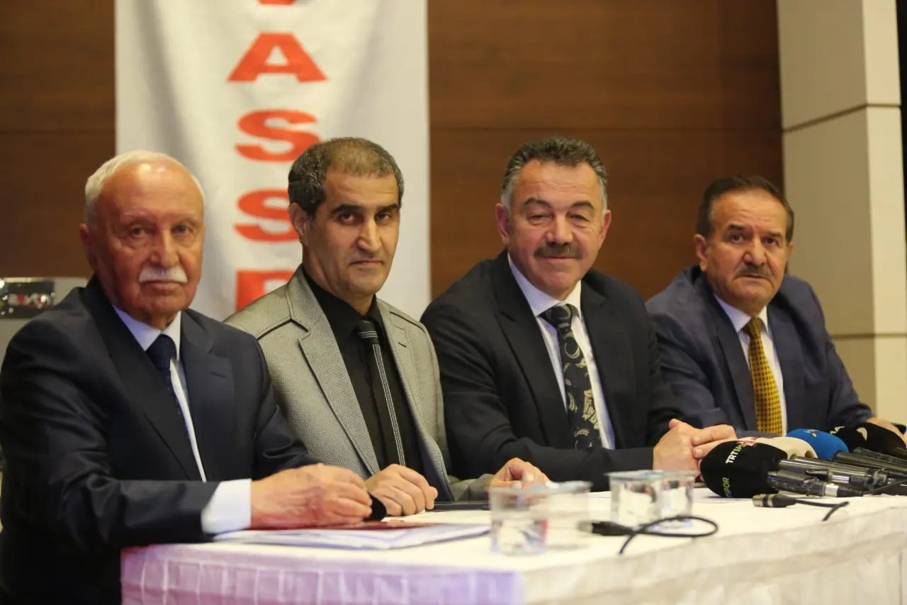 “Sivasspor’u sahipsiz bırakmayacağız”