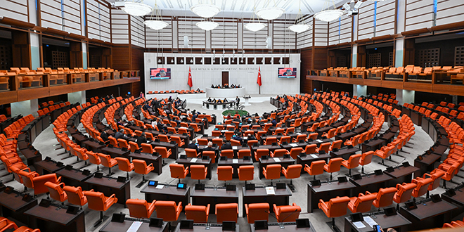 Çerçeve yasa teklifi Meclis'te Ak Parti'li milletvekillerinin imzasına açıldı