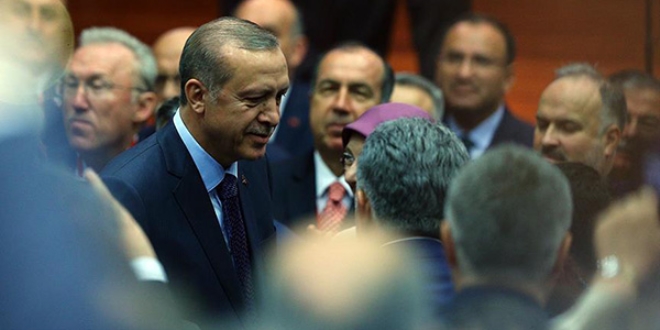 Cumhurbaşkanı Erdoğan, Ak Parti'ye üye oldu