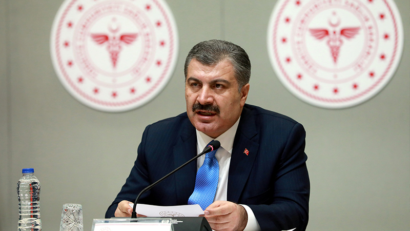 Sağlık Bakanı Fahrettin Koca'dan üniversiteler için yüz yüze eğitim açıklaması