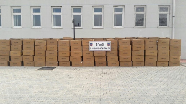 Sivas'ta 6.5 Ton Kaçak Tütün Ele Geçirildi