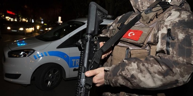 Türkiye genelinde operasyon! Bin 727 kişi yakalandı