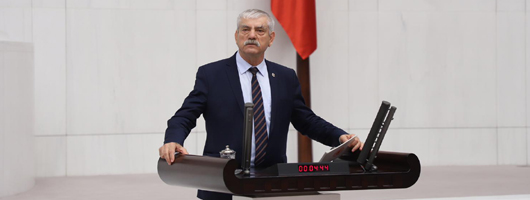 ‘Bu bütçe halkın bütçesi değil’ diyen CHP İzmir Milletvekili Kani Beko:HAYIR diyoruz, HAYIR diyoruz, HAYIR diyoruz!