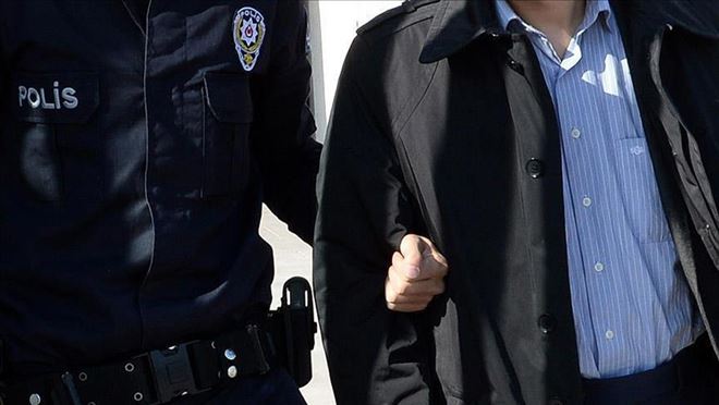 Sivas’tan 2 polis gözaltında…