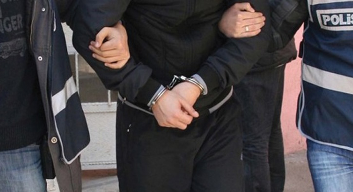 Sivas'ta FETÖ'den 4 tutuklama