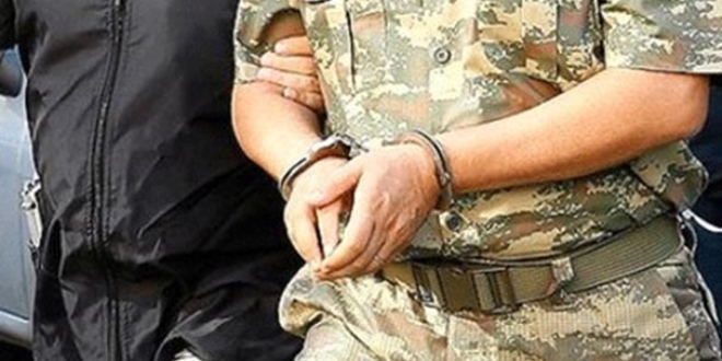 Sivas dahil 21'i muvazzaf asker 30 kişiye FETÖ gözaltısı
