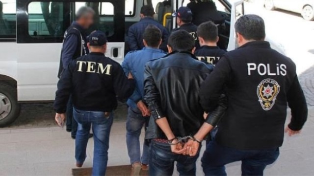 Sivas'ta Fetö Operasyonunda 12 Tutuklama