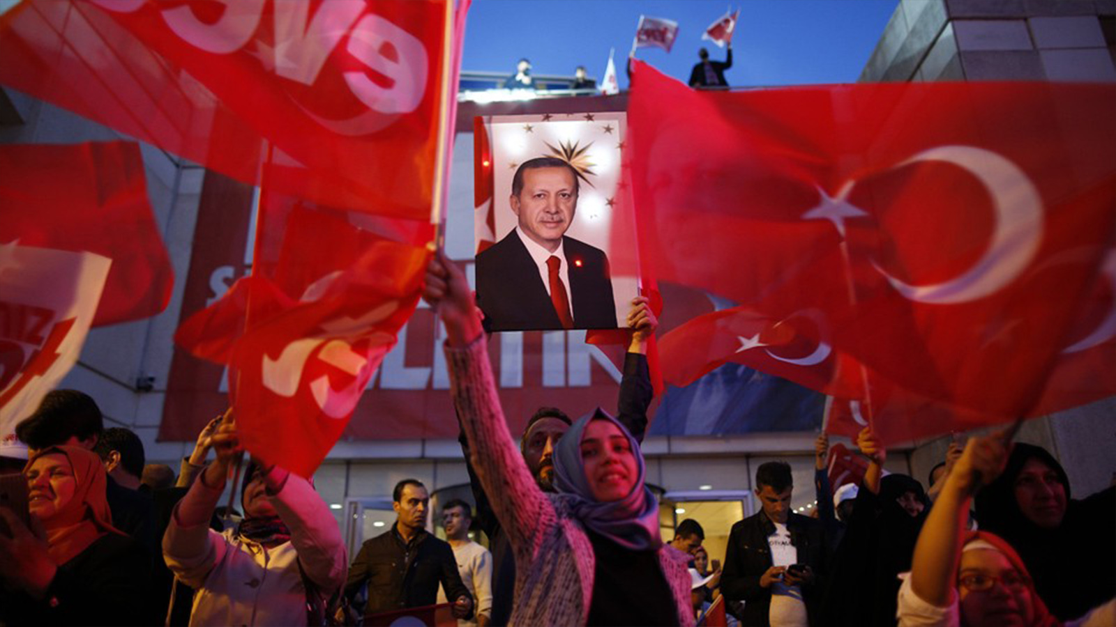 AKP'li Zengin: Cumhurbaşkanlığı Hükümet Sistemi'nde dönüşümler olacak