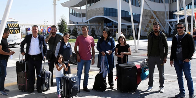 24 yolcuyu Sivas'ta Uçak almadan gitti