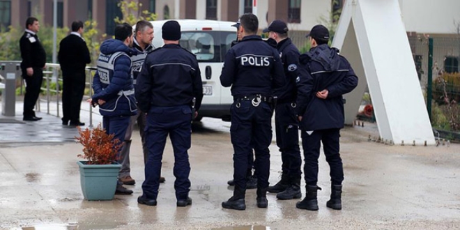 Sivas'ta FETÖ/PDY operasyonu 17 kişi gözaltında...