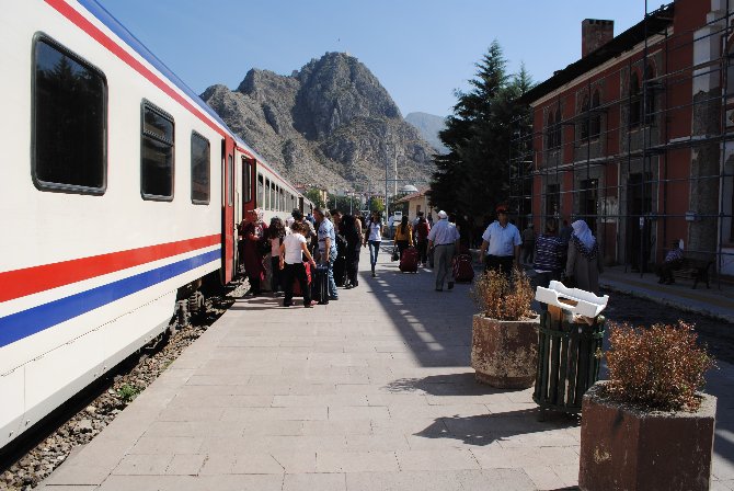 Samsun - Sivas demiryolu hattı 3 yıllığına tren trafiğine kapatıldı