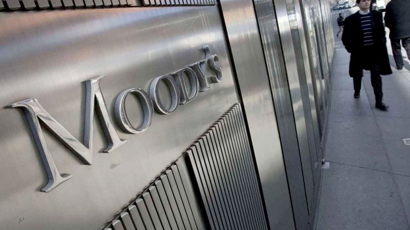Moody's: Çoğu ekonomi 2022'ye kadar salgın öncesi faaliyet seviyelerine dönemeyecek