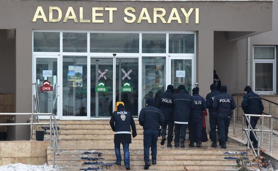 Sivas'ta 18 Sanıklı Fetö Davası Başladı